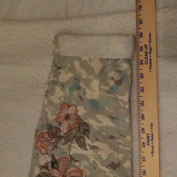 Gloria Vanderbilt Pants 18 Amanda Camouflage Embroidered Flowers Roll Cuff - Picture 9 of 13